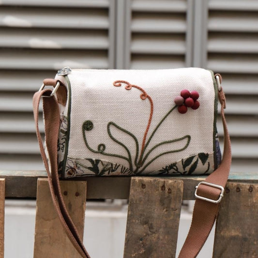 Canvas sling bag cylinder bag can be used as a one shoulder crossbody holiday gift for girlfriends