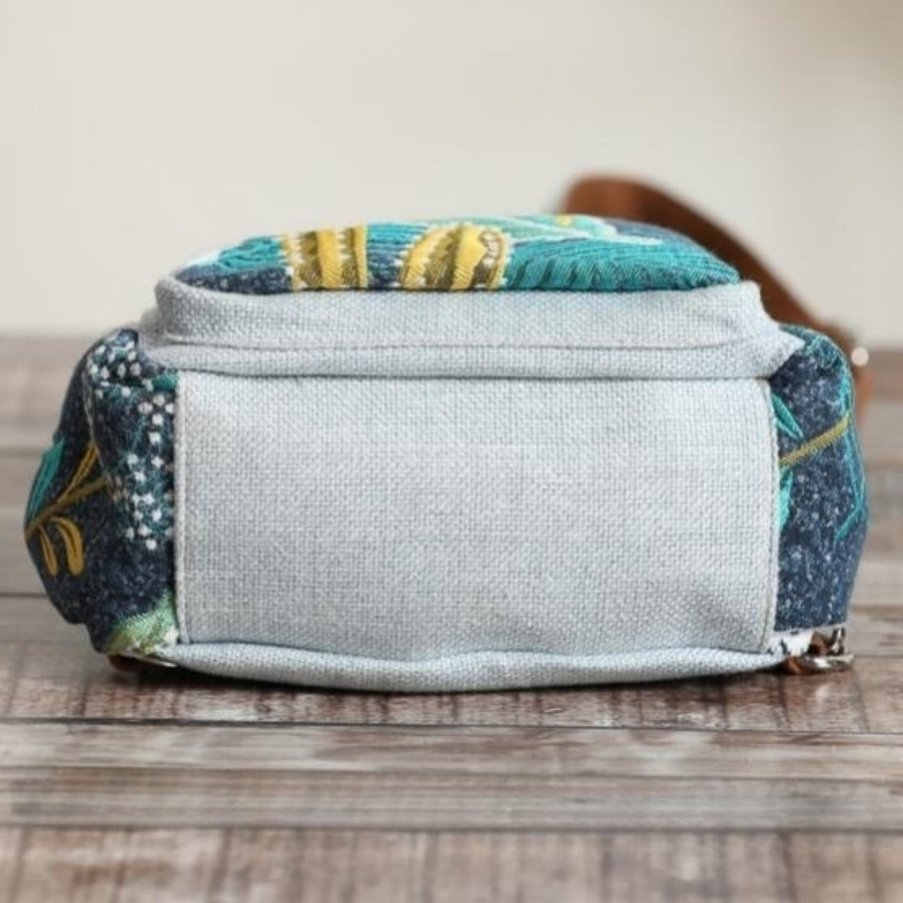 Woven fabric canvas backpack with portable multiple compartments for commuting, holiday gifts for girlfriend